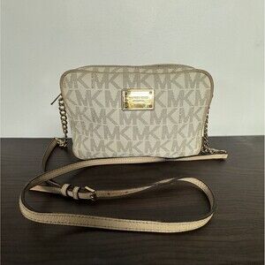 Michael Kors Jet Set  Crossbody Bag - Tan